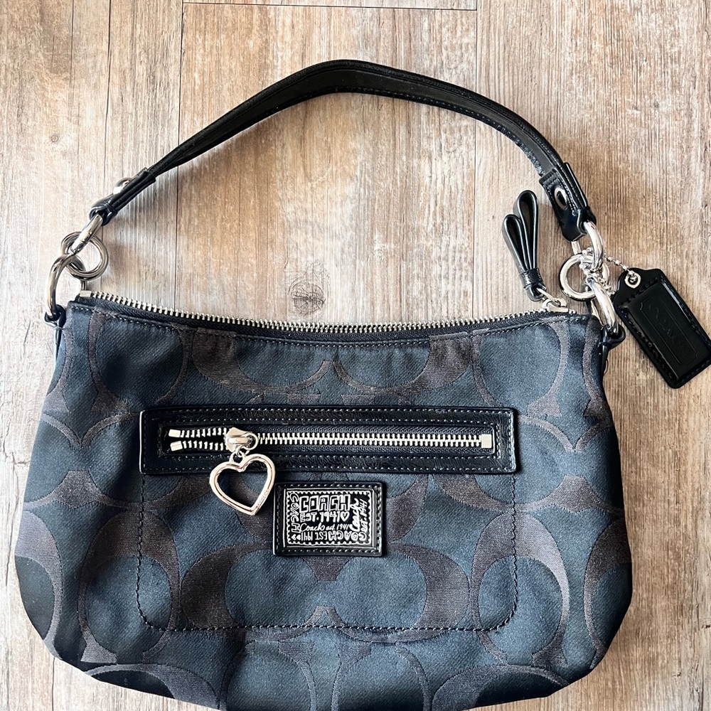 Coach Vintage Black and Brown Shoulder Bag Poppy Signature with Heart Charm